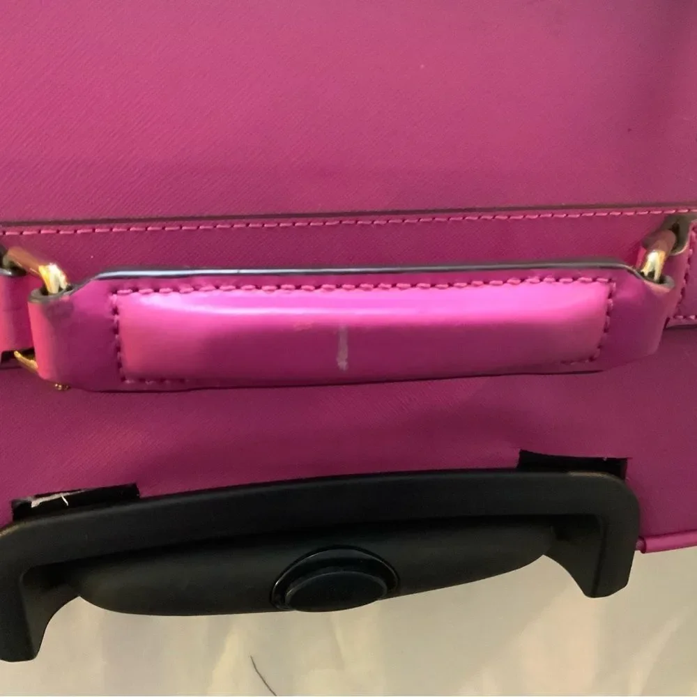 Kate spade carryon roller in pink
